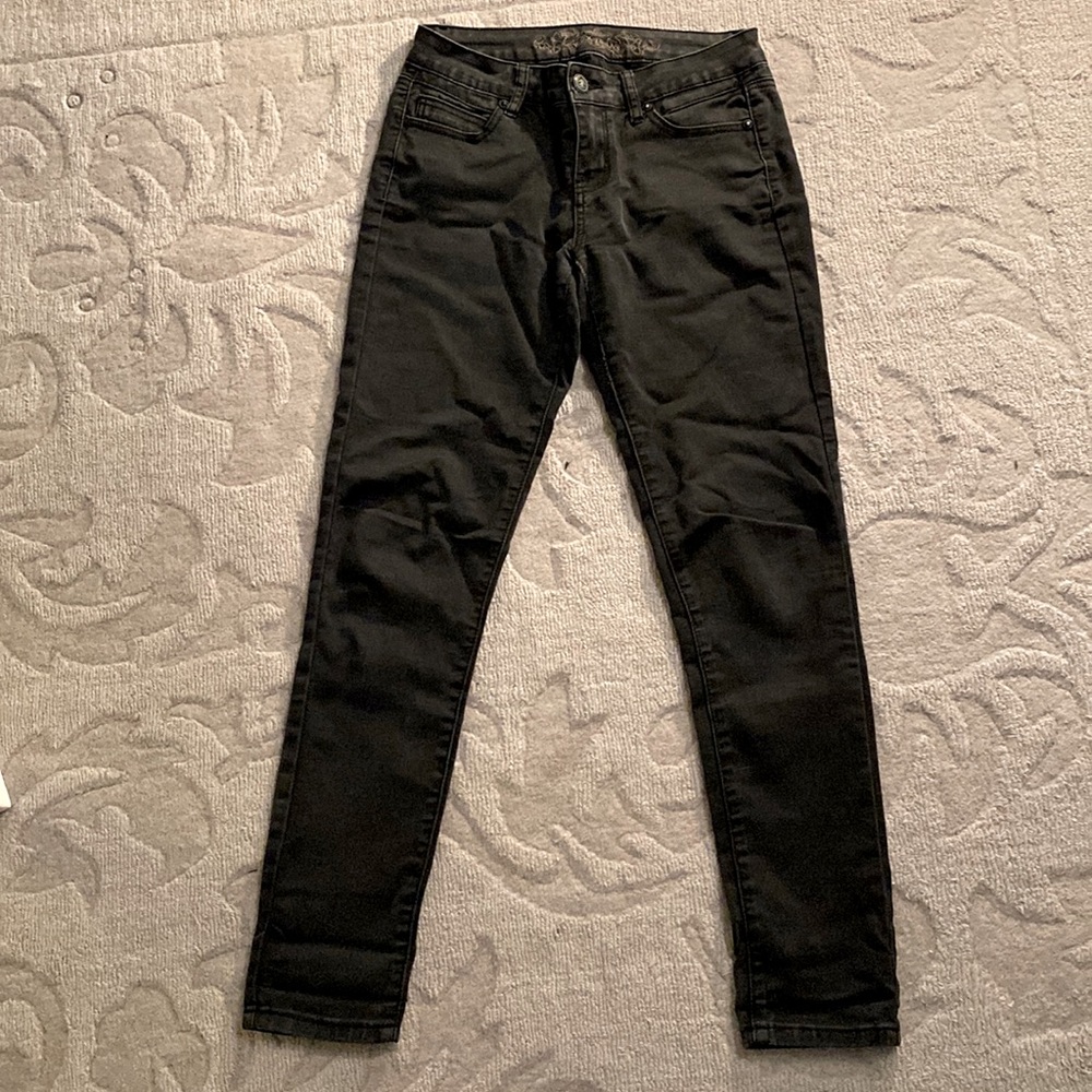 Plain black skinny jeans